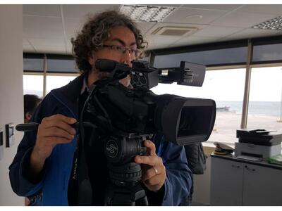 Δείτε το συνεργείο του Al Jazeera εν δρά...