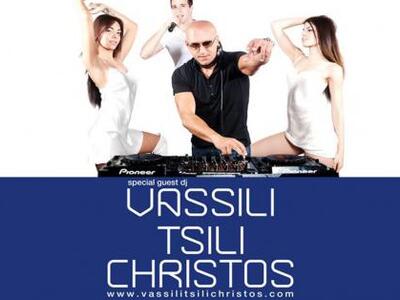 Πάτρα: Ο διάσημος Έλληνας DJ, Βασίλης Τσ...