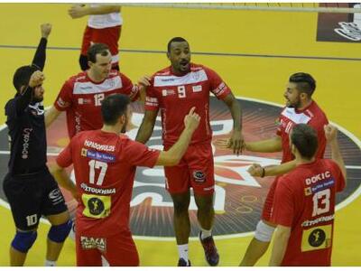 "Χρυσή" πρόκριση πήρε ο Φοίνικ...