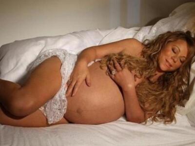 Η Carey φωτογραφήθηκε όπως την γέννησε η...