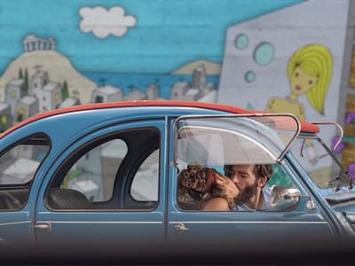 Η Πατρινή Έλλη Τρίγγου με τον Γιάννη Ποι...