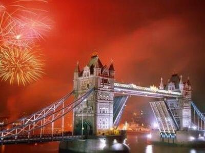 Το Λονδίνο φόρεσε τα... καλά του! Και μα...