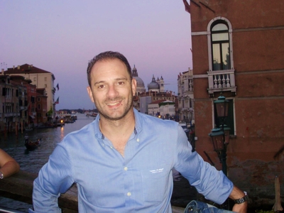 Τρίτη φορά πατέρας έγινε ο πρόεδρος του ...