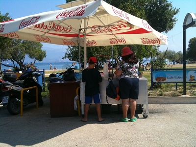 Έφοδος στους καλαμποκάδες από τον Δήμο Πάτρας