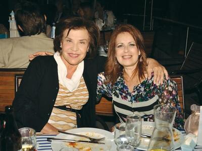 Μαρία Δούρου, Νία Δημητροπούλου