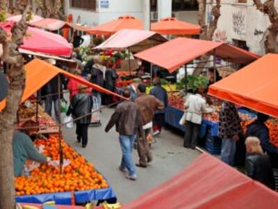 Πάτρα: "Εφόδους" στις λαϊκές α...