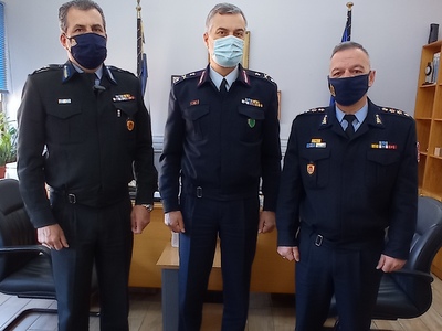 Ο Περιφερειακός Διοικητής της Πυροσβεστι...