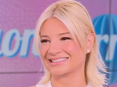 Φαίη Σκορδά: Το δώρο του αγαπημένου της ...