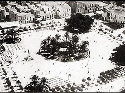 Στο πάνω μέρος διακρίνεται το υπαίθριο Ζ...