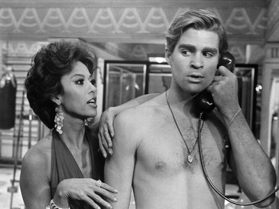 "The Ritz" με τη Ρίτα Μορένο.