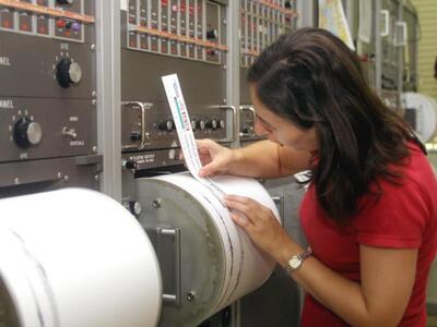 Ξύπνησε ο Εγκέλαδος στην Κρήτη με διπλό ...