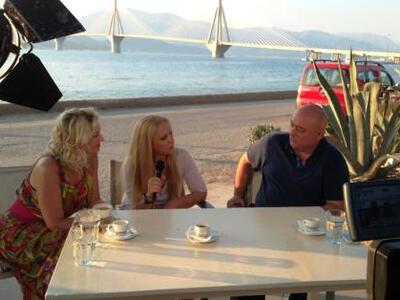 Η Έλντα Πανοπούλου και έκτακτη συμπαρουσ...