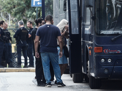 Νέα Φιλαδέλφεια: Νέα εντάλματα σύλληψης ...