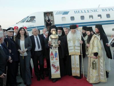 Με 17 πτήσεις το Άγιο Φως σε όλη την Ελλάδα