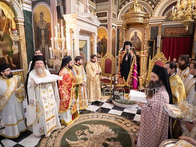Λαμπρό Συλλείτουργο στον Μητροπολιτικό Ναό του Πειραιά - Χοροστάτησε ο Πατρών Χρυσόστομος Λαμπρό Συλλείτουργο στον Μητροπολιτικό Ναό του Πειραιά - Χοροστάτησε ο Πατρών Χρυσόστομος