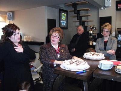 Η Ιδιοκτήτρια του Ι.ΙΕΚ ΒΕΡΓΗ κ. Λέτα Βέ...