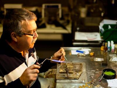 Ο Φώτης Κατραούρας ...πάει στο κέντρο - ...