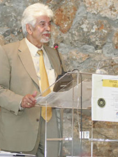 Ο Καλαβρυτινός Θ. Σπυρόπουλος ζητά απο τ...