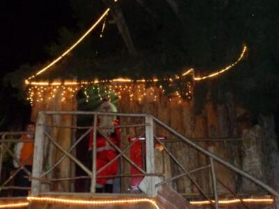 Πάτρα: Στο Γηροκομειό ο Αη Βασίλης! Με ε...