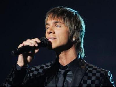 Τριπλά πλατινένιος ο Νίκος Οικονομόπουλος