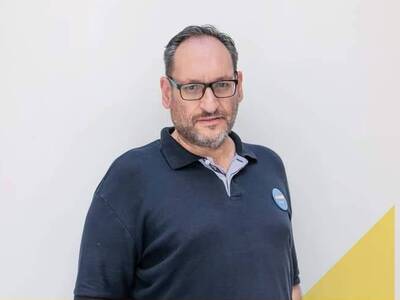 "ΣΦΗΚΕΣ" της Λένας Κιτσοπούλου...