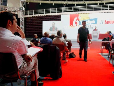 Κρίσιμες ώρες για την ενότητα του Συνασπισμού