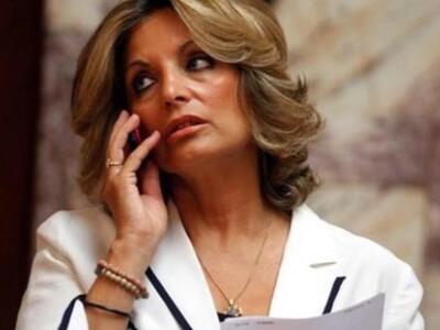 Το ΠΑΣΟΚ διαψεύδει τη  μετακόμιση Γκερέκ...