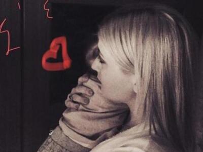 Σία Κοσιώνη: Ποζάρει αγκαλιά με το γιο της 