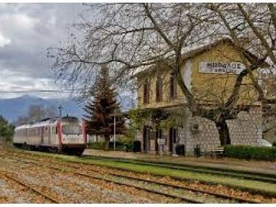 ΠΡΙΝ ΛΙΓΟ- Εκτροχιάστηκε τρένο κοντά στον Μπράλο