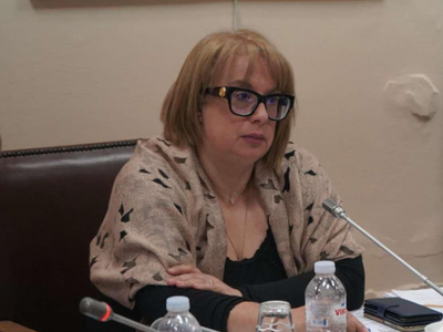 Οι Πατρινοί στο ίδιο έργο θεατές για τα ...