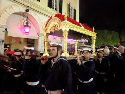 Μ. Παρασκευή στην Κέρκυρα – ΔΕΙΤΕ LIVE τ...