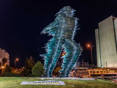 «Λάμπει» ξανά ο «Δρομέας» – Οι εντυπωσια...