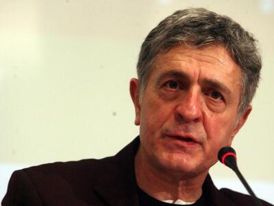 Στ. Κούλογλου: Η αδειοδότηση για τα περι...