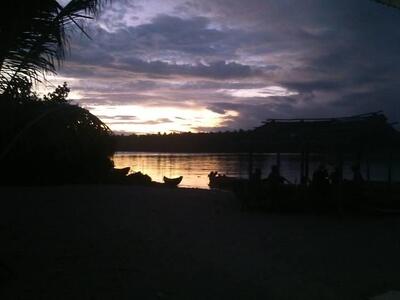 Το ηλιοβασίλεμα μέσα στη ζούγκλα, από το...