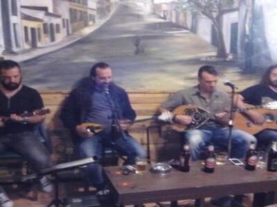 Καραγκιόζης και ζωντανή παραδοσιακή ορχή...