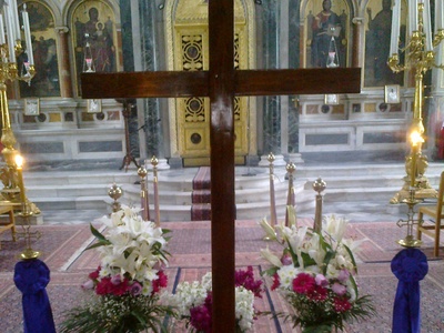 Λουλούδια στο Σταυρό του Κυρίου, στην Παντάνασσα