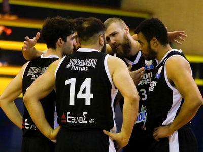 Πρώτος τελικός παραμονής (17:00) απέναντ...