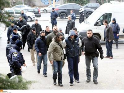 Προφυλακίστηκαν άλλα οκτώ μέλη της σπείρ...