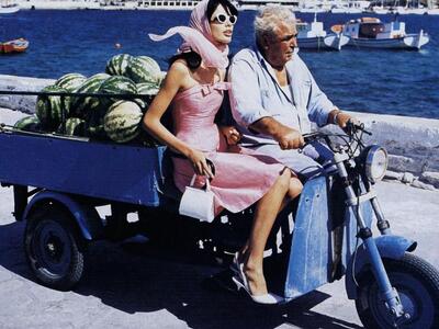 Vogue: 17 τρόποι για να  στηρίξει ο κόσμ...