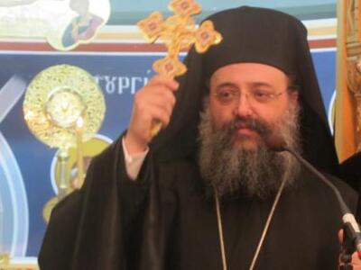 Μητροπολίτης Χρυσόστομος: "Αντέχεις...