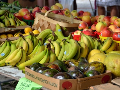 Αυξημένες οι εξαγωγές φρούτων και λαχανι...