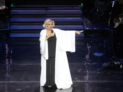 Μαρινέλλα: Οι έρωτες με Καζαντζίδη και Β...