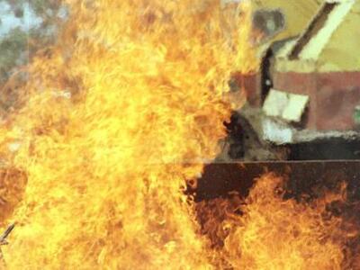 Πάτρα: Στις φλόγες φορτηγό,αυτοκίνητο κα...