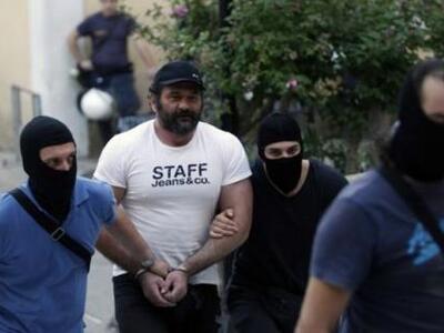 Το SMS του Λαγού: «Θα φάνε γερό πέσιμο τ...