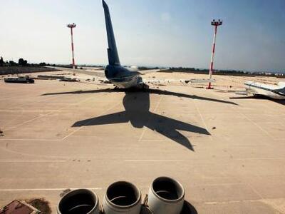 Αεροπλάνα συγκρούστηκαν μεταξύ τους - ΔΕ...