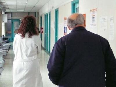 Πάτρα: Ρουσφέτια- Mετακίνηση νοσηλευτριώ...