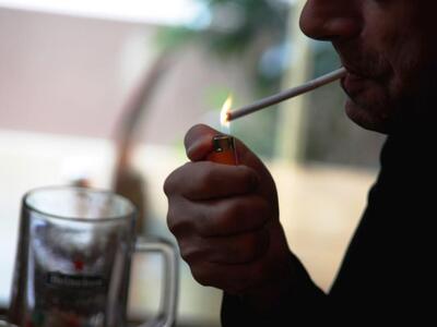 Το κάπνισμα σκοτώνει τουλάχιστον 7 εκατο...