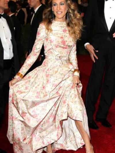 2012- ΘΕΜΑ "SCHIAPARELLI AND PRADA&...