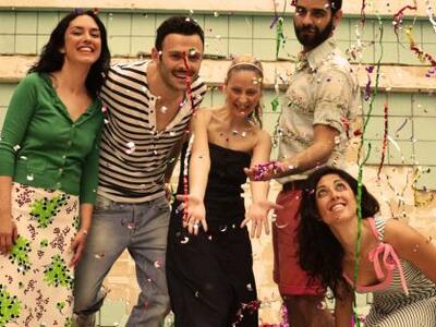 Γιοι και κόρες μια παράσταση για την ανα...