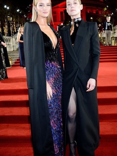 ΡΟΖΙ ΧΑΝΤΙΓΚΤΟΝ, ΡΟΖΑΜΟΥΝΤ ΠΑΙΚ ΜΕ GIVENCHY